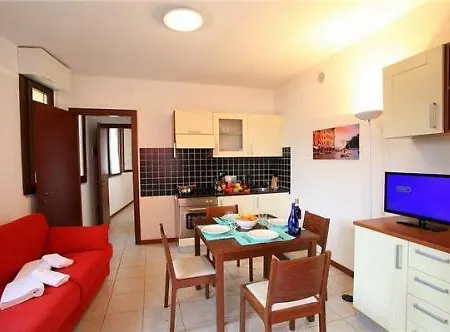 Apartman Mimosa 1 *